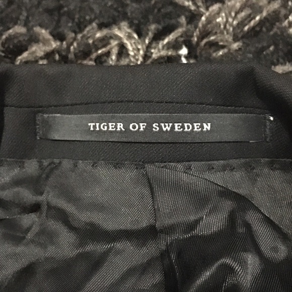 Tiger of Sweden black suit coat (Boys) - Picture 3 of 3